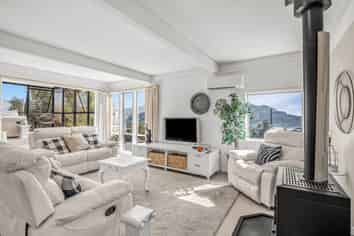 9 Dunrobin Street, Waverley