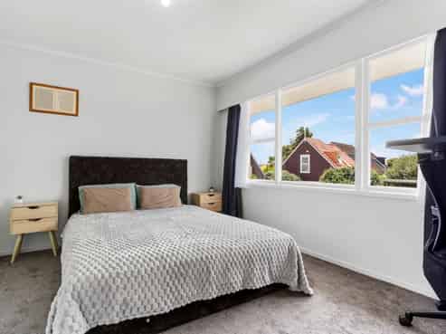 2/50 Pilkington Road, Panmure