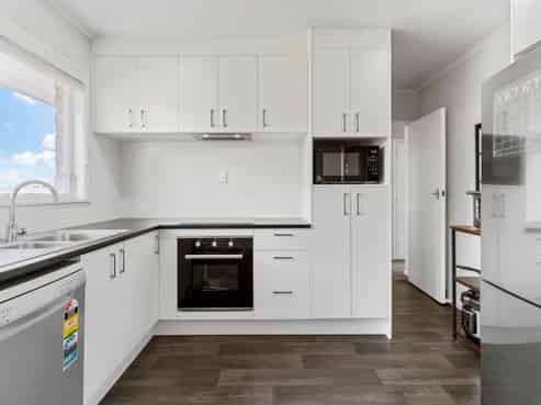 2/50 Pilkington Road, Panmure