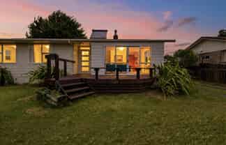 5 Clouston Crescent, Fenton Park