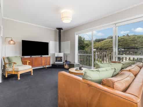 31 Airlie Road, Plimmerton