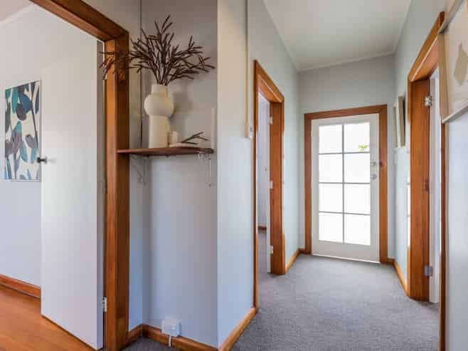 83 Washington Road, Washington Valley