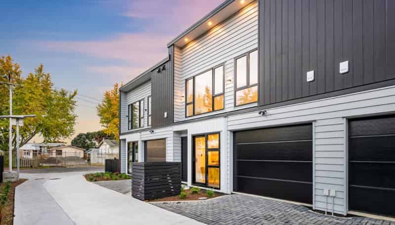 3/12 William Street, Mangere East