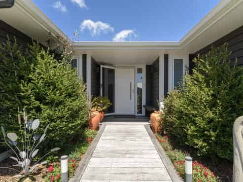 12 St Thomas Avenue, Pyes Pa