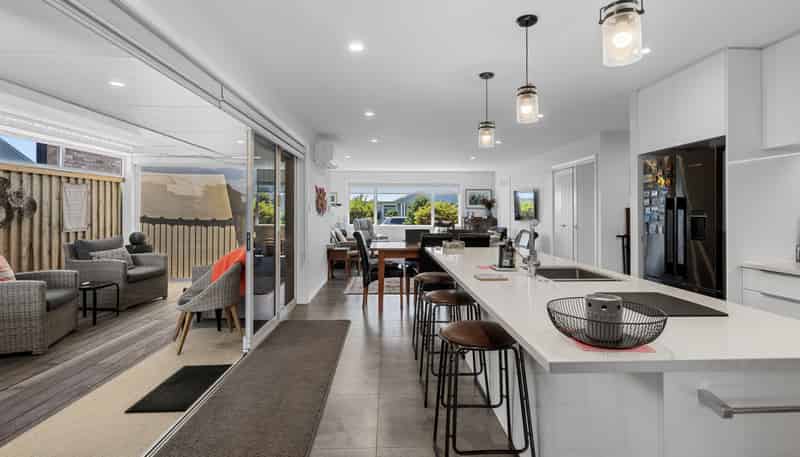 12 St Thomas Avenue, Pyes Pa