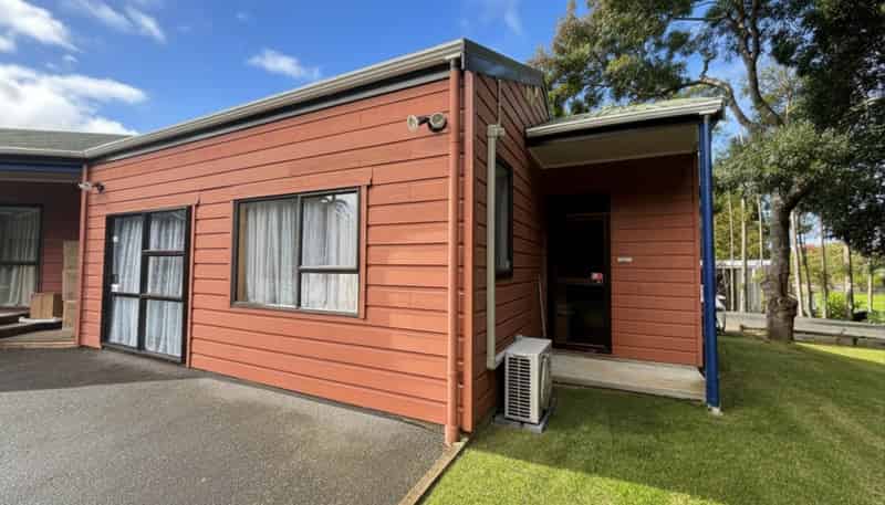 123 Great North Road, Kamo