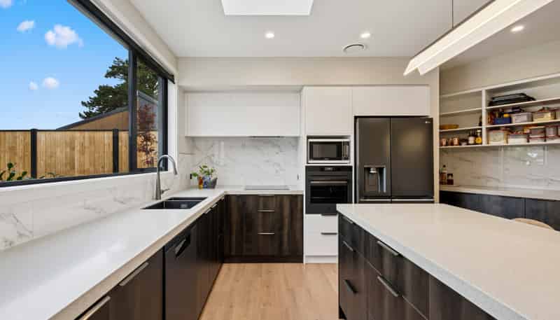 93 Magnum Drive, Cromwell
