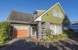 26a Mains Avenue, Kensington