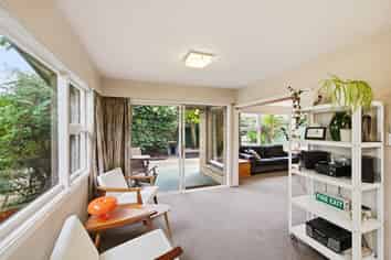 30 Kimberley Street, Casebrook