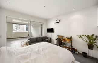 2J/16 Gore Street, Auckland Central