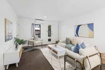 2/2 Goring Street, Thorndon