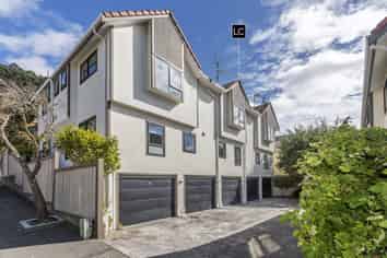 2/2 Goring Street, Thorndon