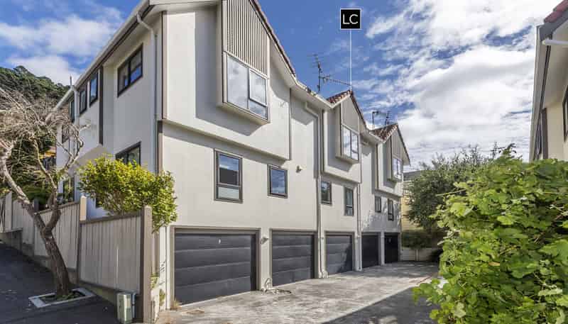 2/2 Goring Street, Thorndon