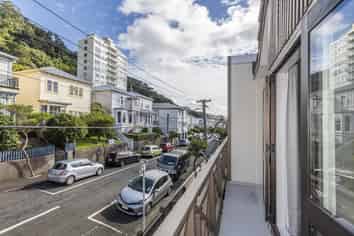 2/2 Goring Street, Thorndon