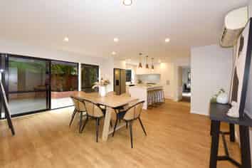 10 Haineswood Lane, UPPER RICCARTON