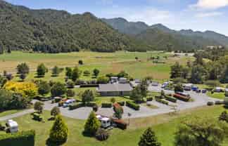 2595 Kawatiri-Murchison Highway, Longford