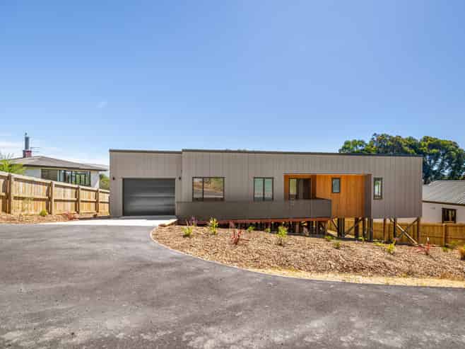 10 Peel Street, Allanton