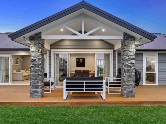 4 Kerr Crescent, Patumahoe