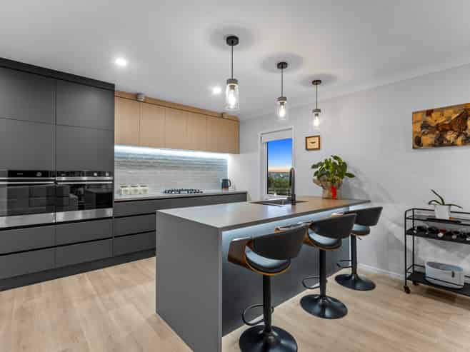 4 Kerr Crescent, Patumahoe