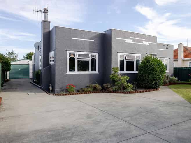 32 Rewa Street, Takaro