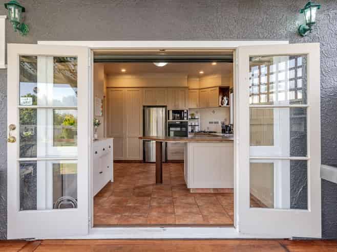 32 Rewa Street, Takaro