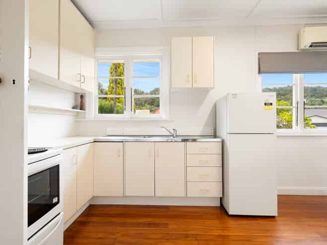 4C Third Avenue, Avenues