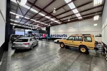 Fantastic Trade Retail Opportunity - Link Drive 