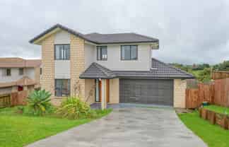 8 Kokako Rise, Papakura