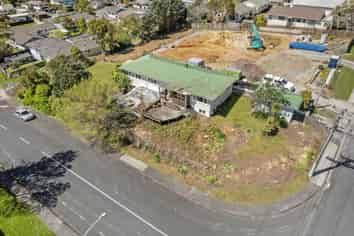 84 Awaroa Road, Sunnyvale