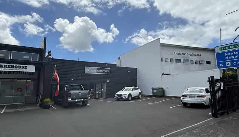 351 New North Road, Kingsland