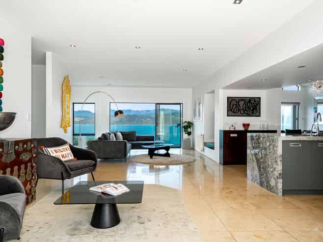 8 Nevay Road, Karaka Bays