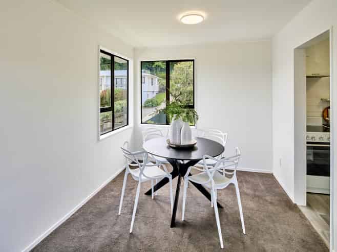 27 Invercargill Drive, Kelson