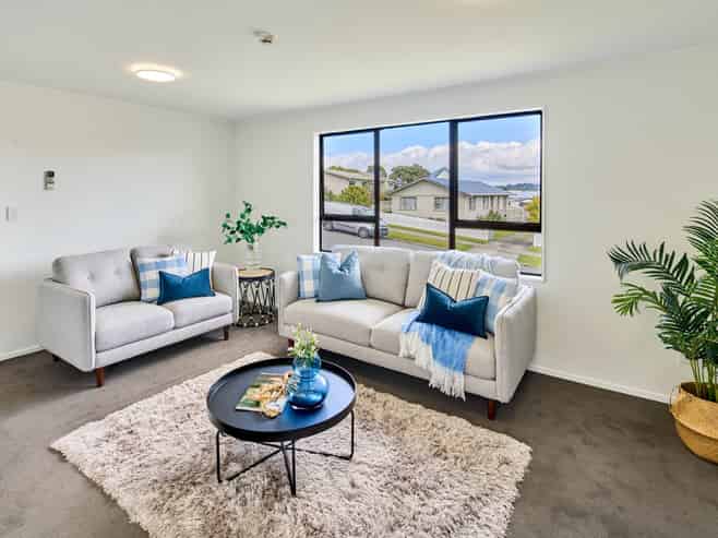 27 Invercargill Drive, Kelson