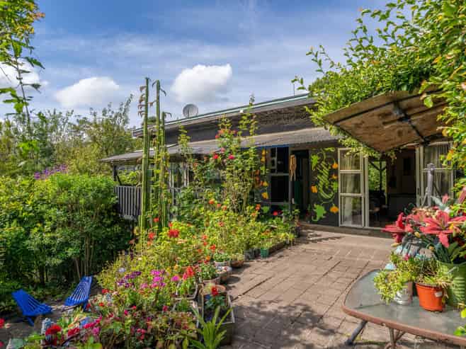 24 Cross Street, Raglan