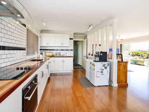 700 and 70 Tweed Street, Newfield