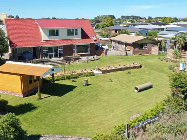 700 and 70 Tweed Street, Newfield