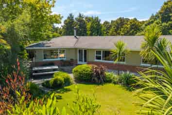 9 Hunt Terrace, WAKEFIELD