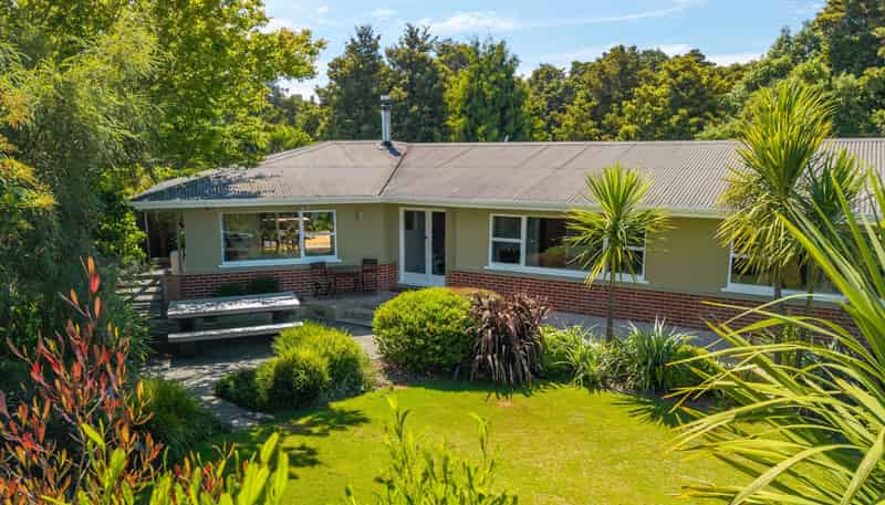 9 Hunt Terrace, WAKEFIELD