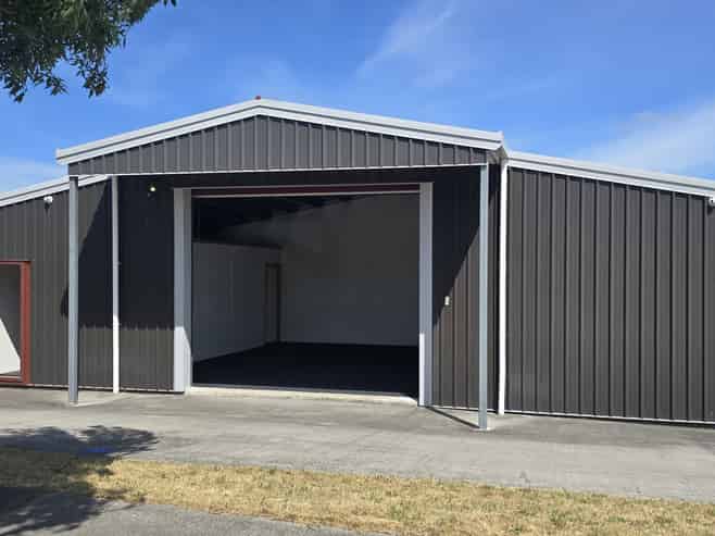 Workshop, office & amenities