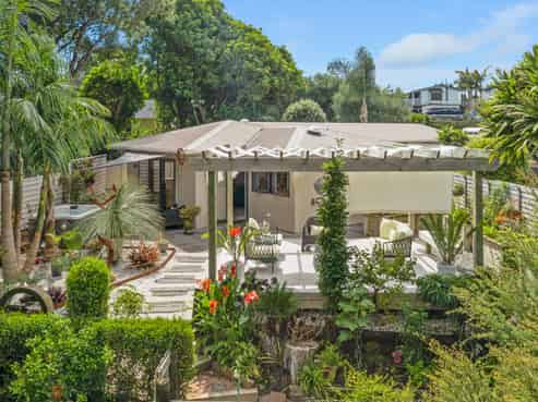 55F Karina Road, Merrilands