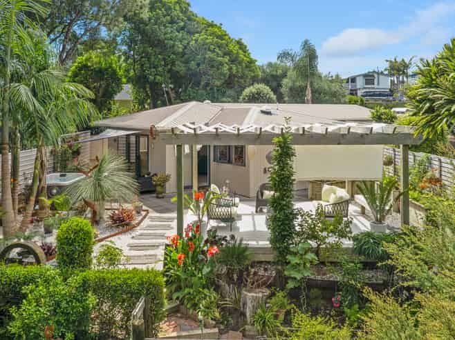 55F Karina Road, Merrilands