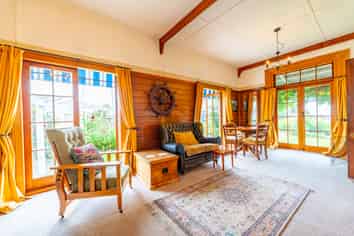 3 South Street, Kensington