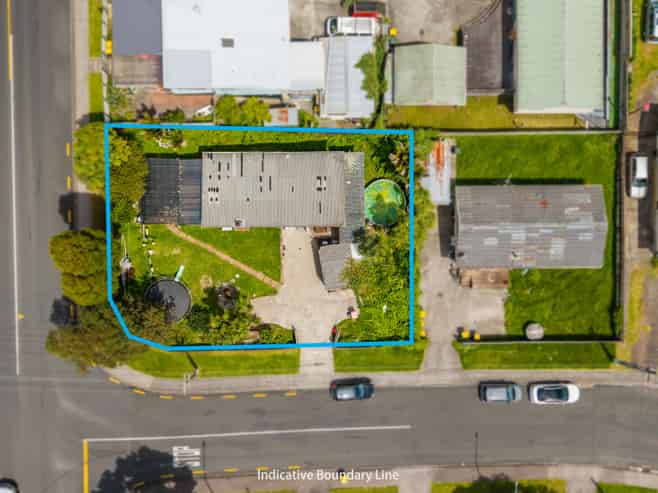 2 Harrington Road, Henderson