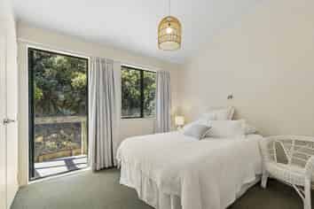 6 Mitika Way, Strathmore Park