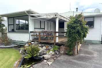  218 Sewell Street, Hokitika