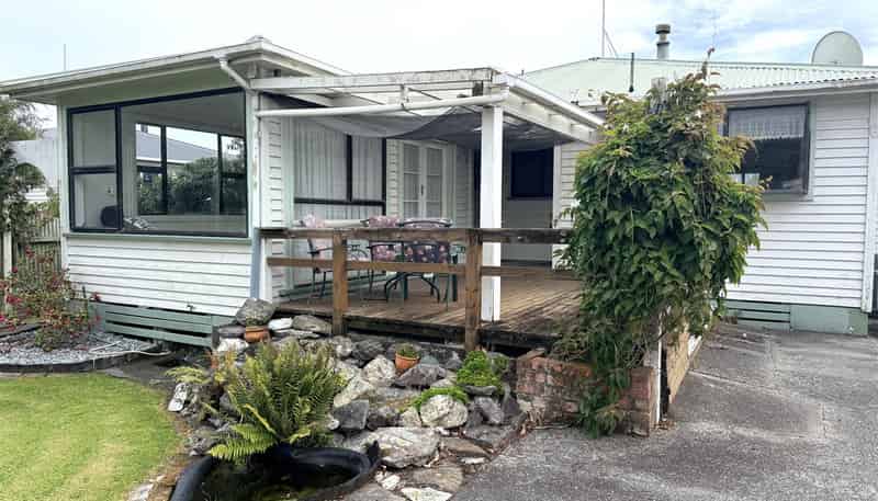  218 Sewell Street, Hokitika