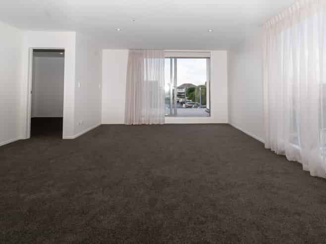 1G/84 Gunner Drive, Te Atatu Peninsula