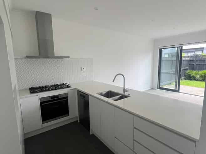 5 Jagoda Road, Westgate