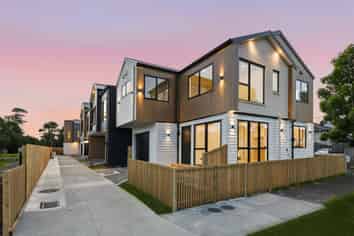 2/65 Apirana Avenue, Glen Innes