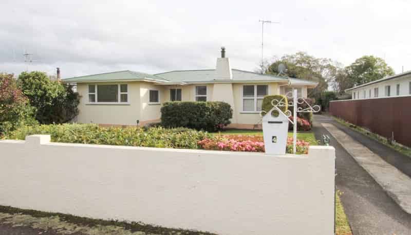 4 Huxley Street, Pahiatua